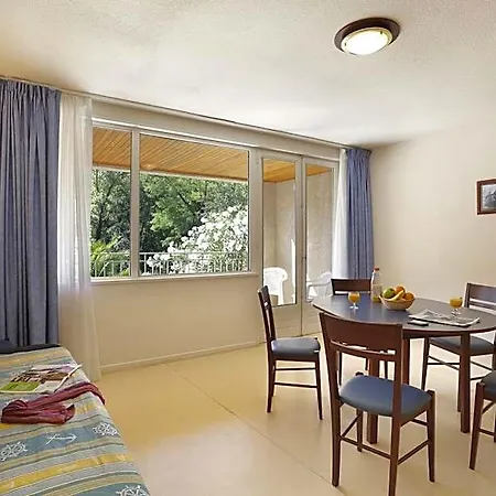 Hotell Vacanceole - Le Domaine De Chames - Pont D'arc 3*
